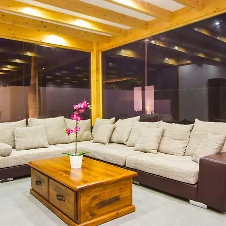 Βίλα Playa Blanca Sleeps 8 Pool Air Con Wifi Πλάγια Μπλάνκα