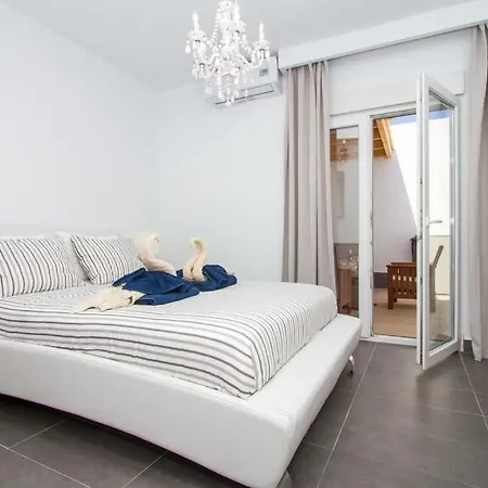 Βίλα Playa Blanca Sleeps 8 Pool Air Con Wifi